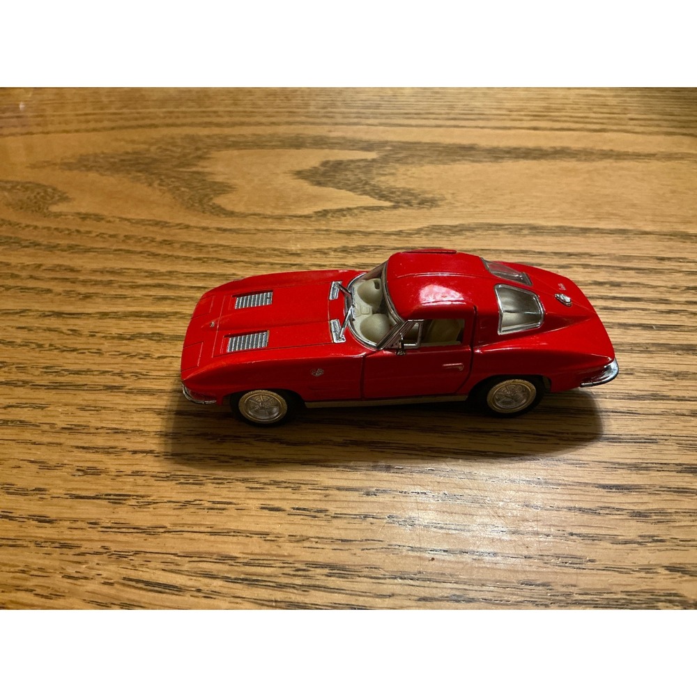 1963 Chevrolet Corvette Stingray Split Window Red Diecast Model 1/36 Kinsmart